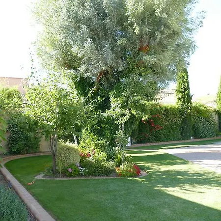 Villamercedes Paradise Villa *