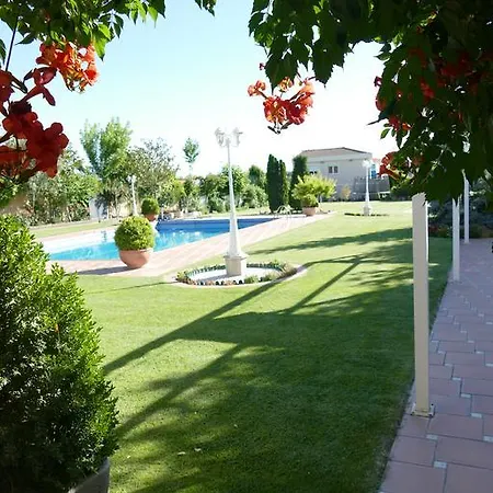Villamercedes Paradise Villa