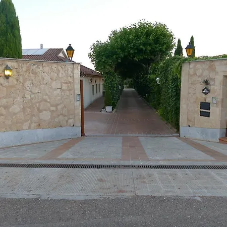 Villamercedes Paradise * Villamayor (Salamanca)